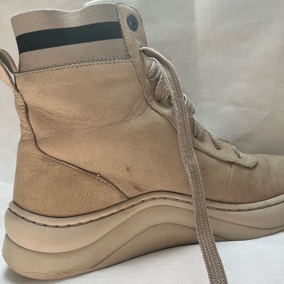 Timberland Womens Taupe Ruby Ann High Top Sneaker Tie-Closure US 9.5 - Picture 14 of 16